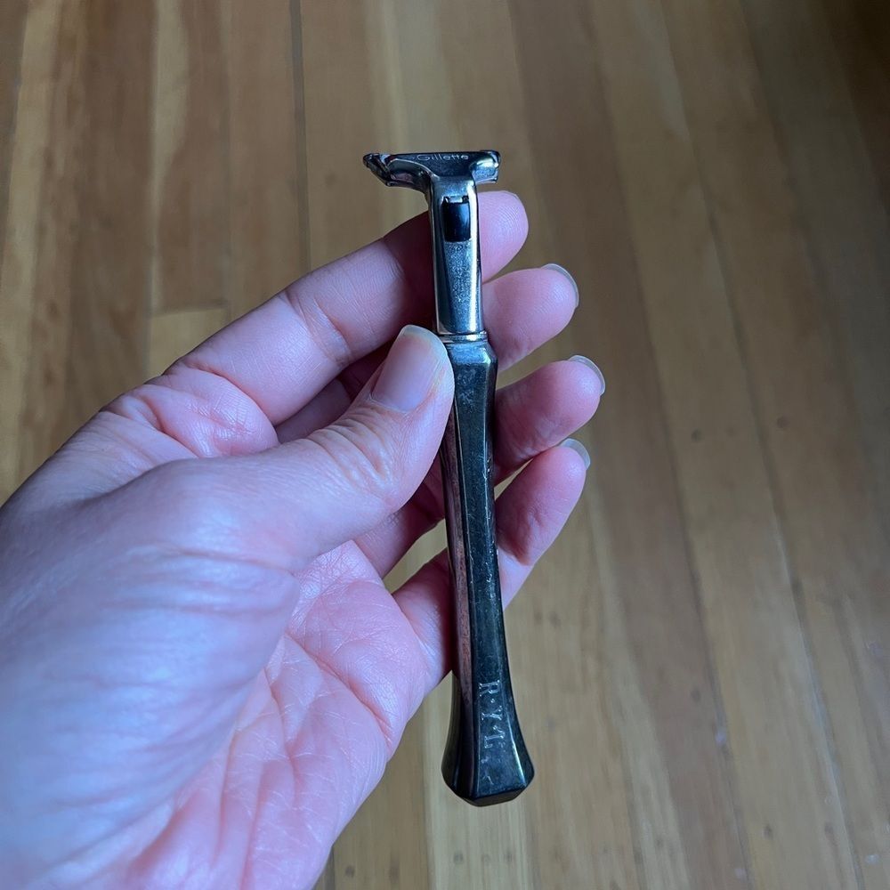 Vintage Silverplate razor holder shaver silver Reed & Barton men’s grooming tool